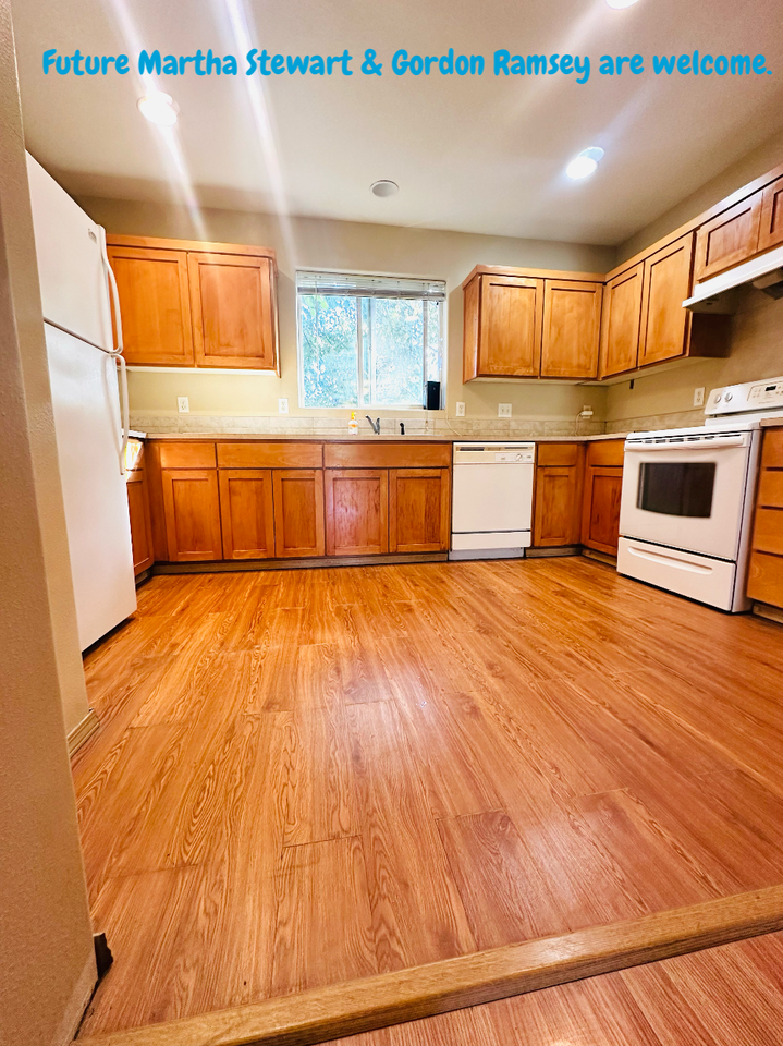 3131 Se 89th Ave #NA - Photo 2 of 18