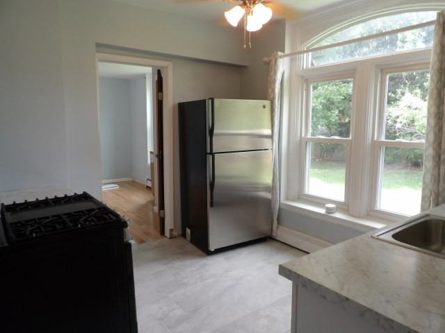 144 Cottage St - Photo 6 of 16