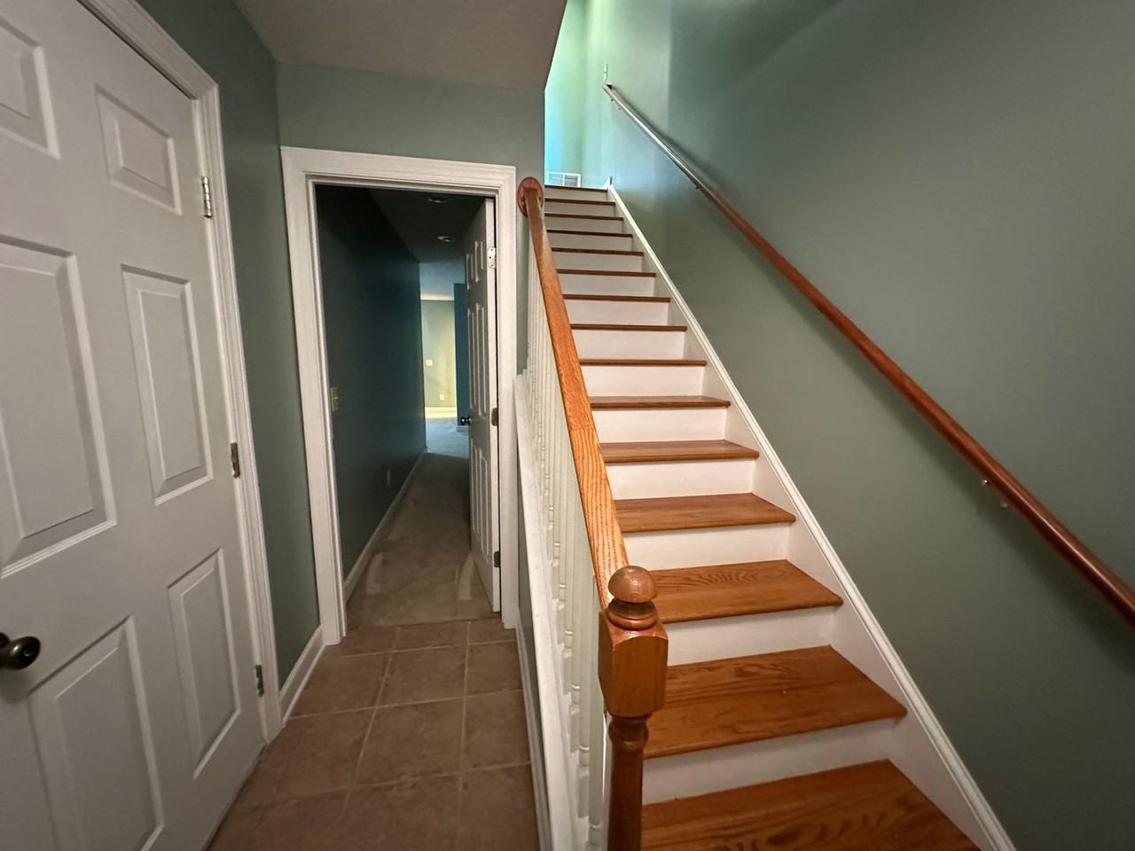 1925 Buttonwood Ct - Photo 2 of 25