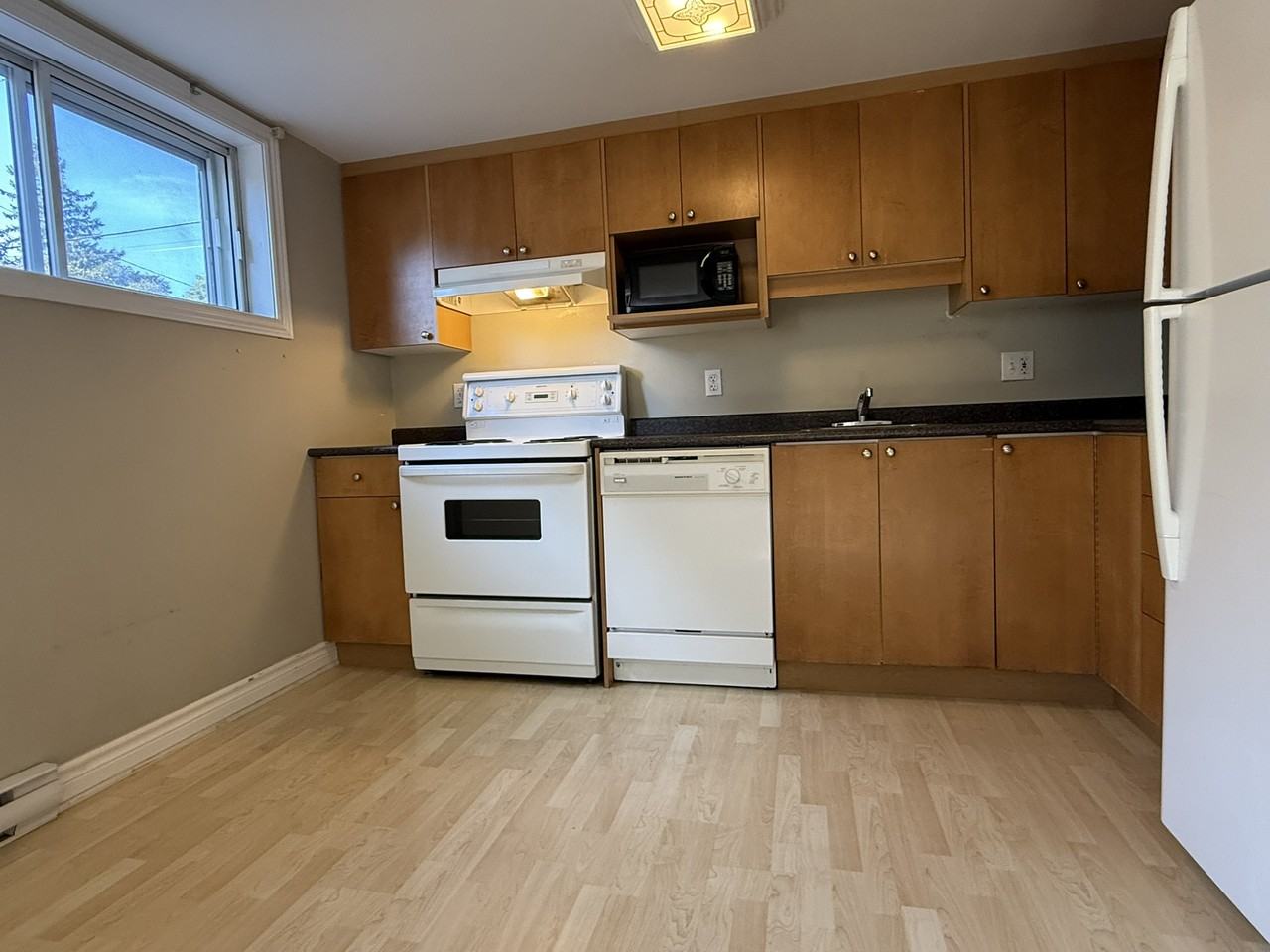 531 Highcroft Avenue #3 - Photo 3 of 13