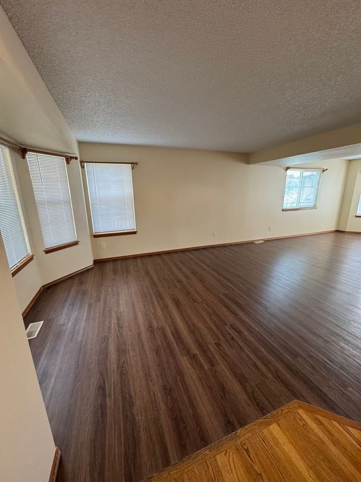 5625 Flag Way - Photo 3 of 21