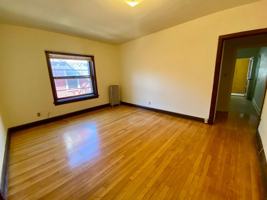 featured image of 10 E Gorham St