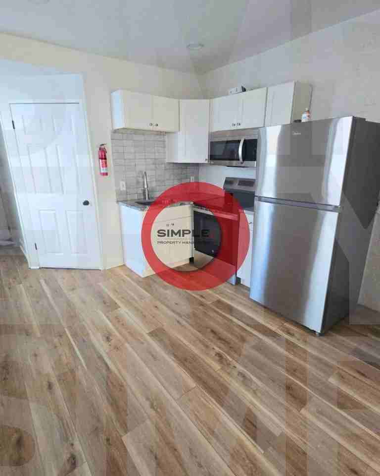 650 Eisenbrown St - Photo 2 of 13