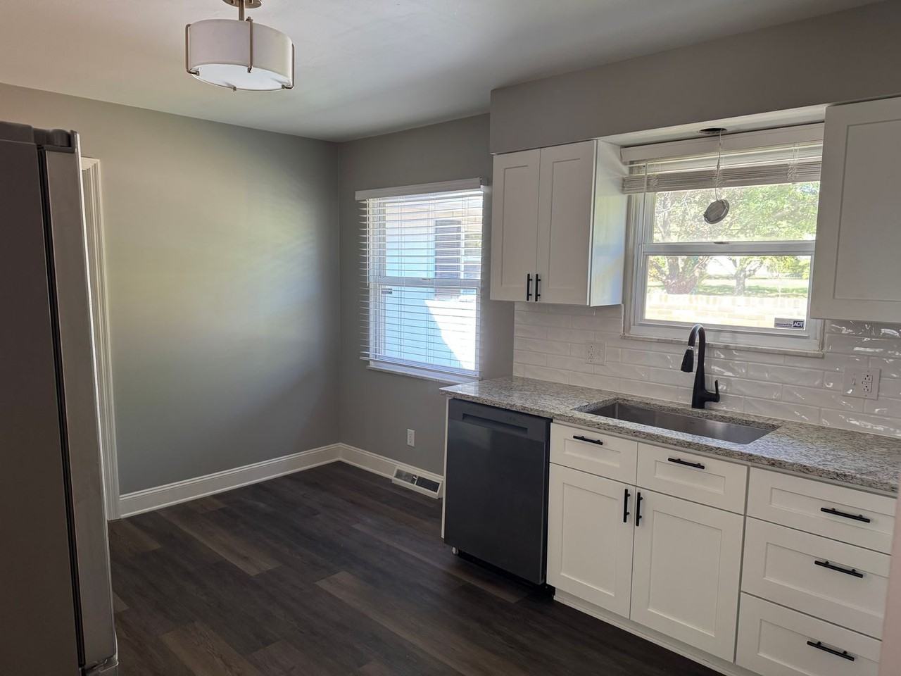 2091 Lane Rd - Photo 6 of 24