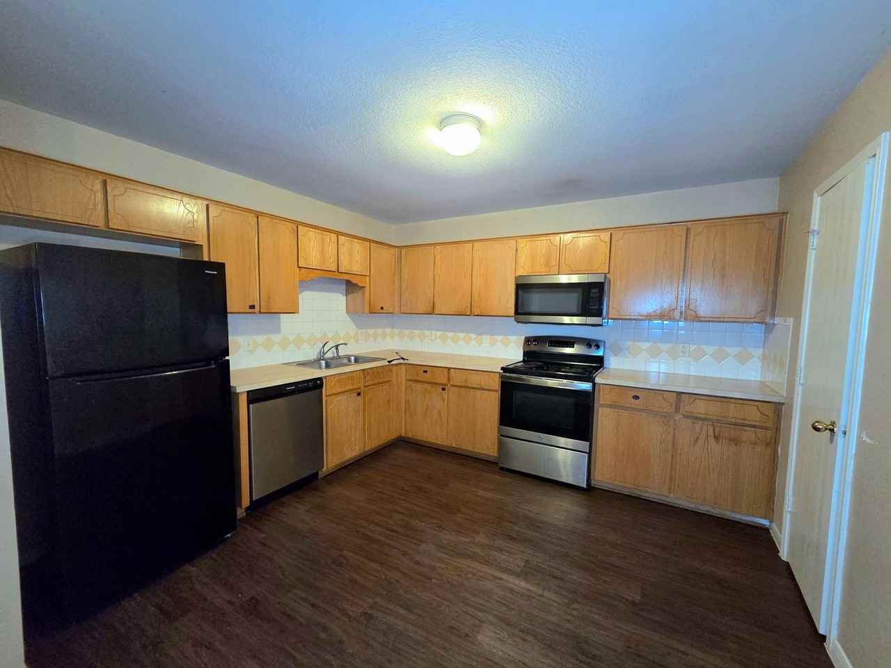 1708 Ute Trl #B - Photo 4 of 13