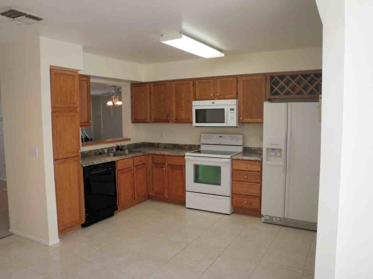 862 Commonwealth Ct - Photo 6 of 15