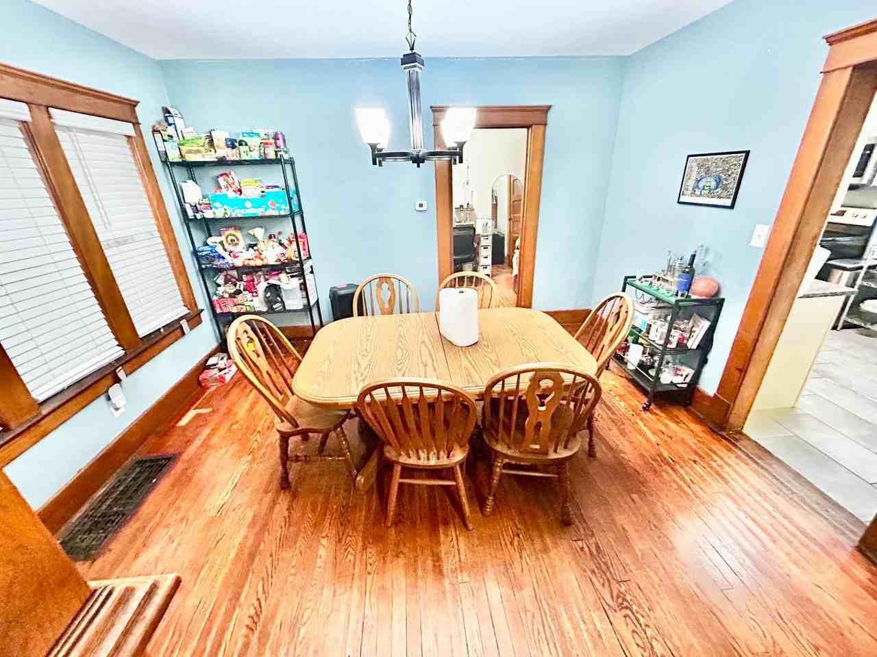 1502 Geddes Ave - Photo 4 of 31