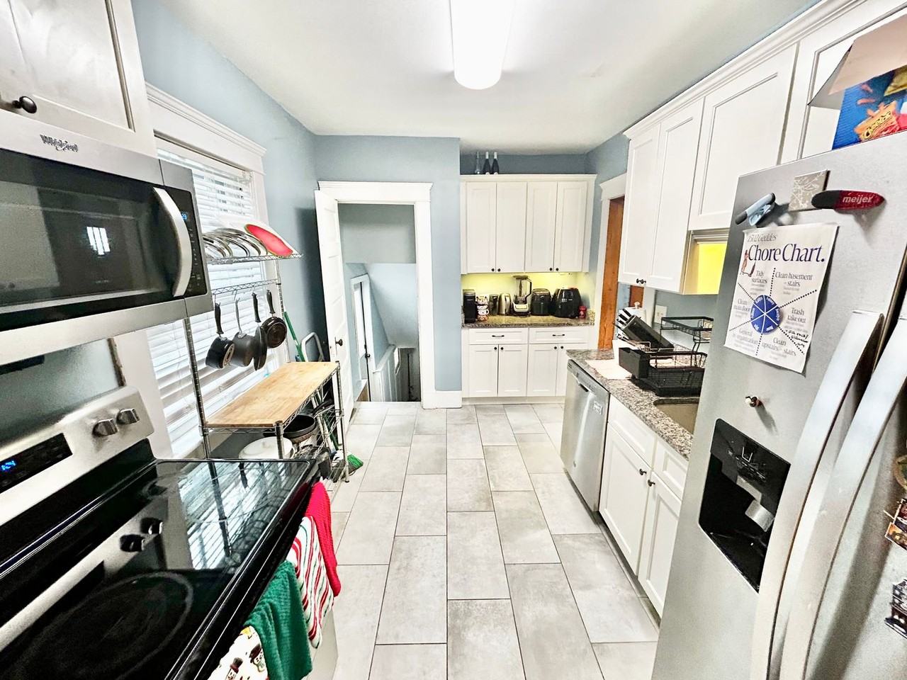 1502 Geddes Ave - Photo 6 of 31