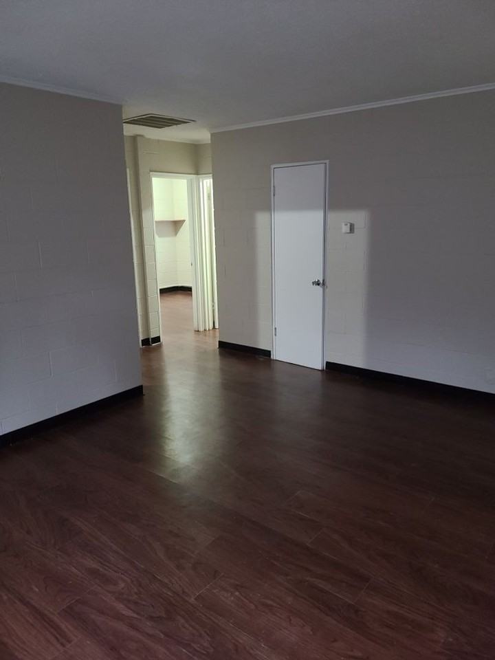 1005 North Pershing Avenue #4 - Photo 2 of 7