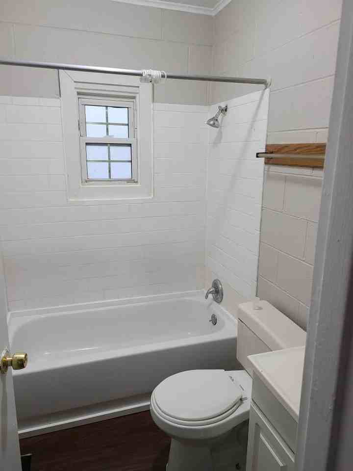 1005 North Pershing Avenue #4 - Photo 5 of 7