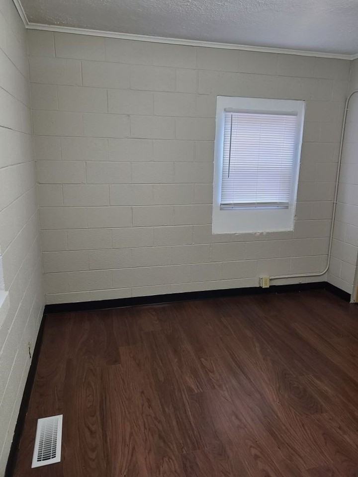 1005 North Pershing Avenue #4 - Photo 7 of 7