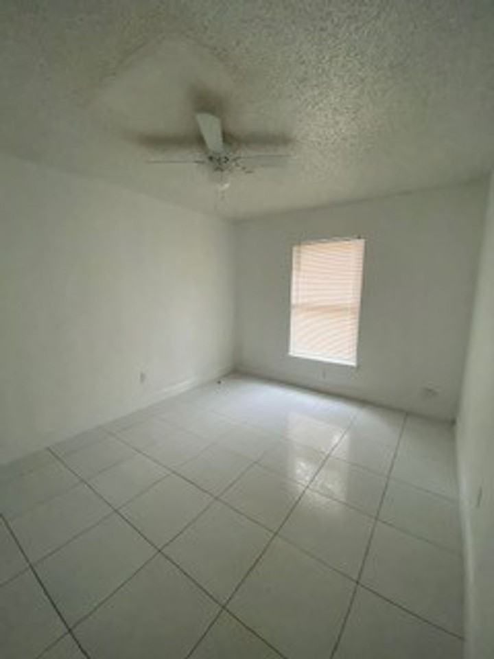 616 Columbia St - Photo 7 of 7