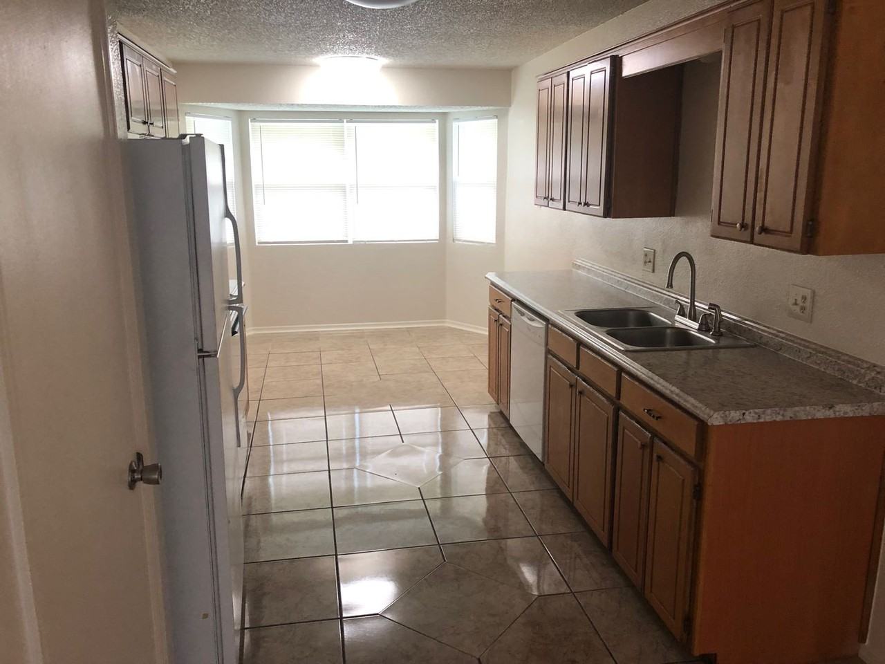 5707 Dan Dr - Photo 3 of 4