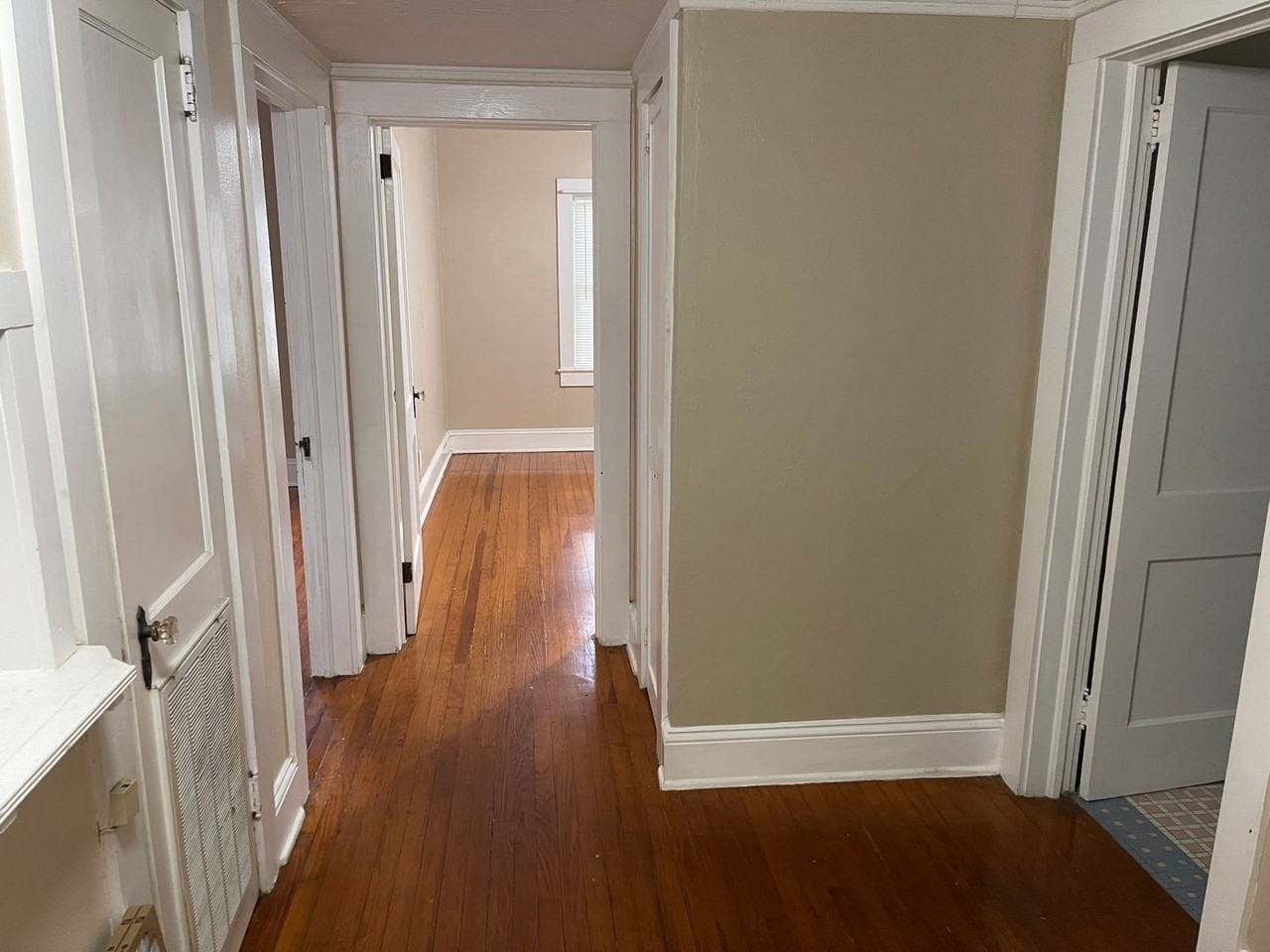 1226 N Duval St - Photo 6 of 13
