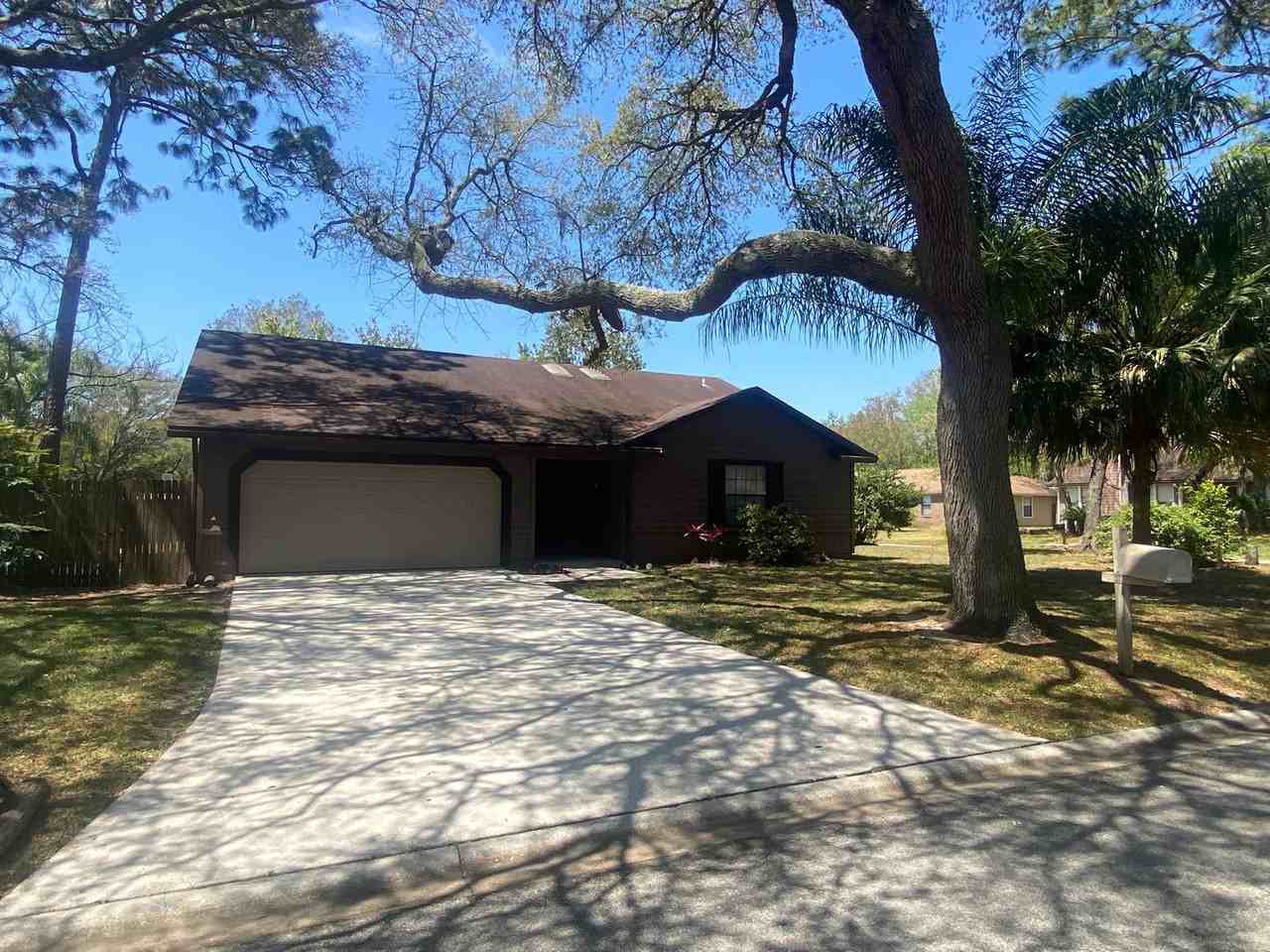 12924 Tree Way Ln - Photo 6 of 40