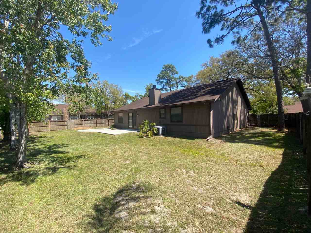 12924 Tree Way Ln - Photo 2 of 40