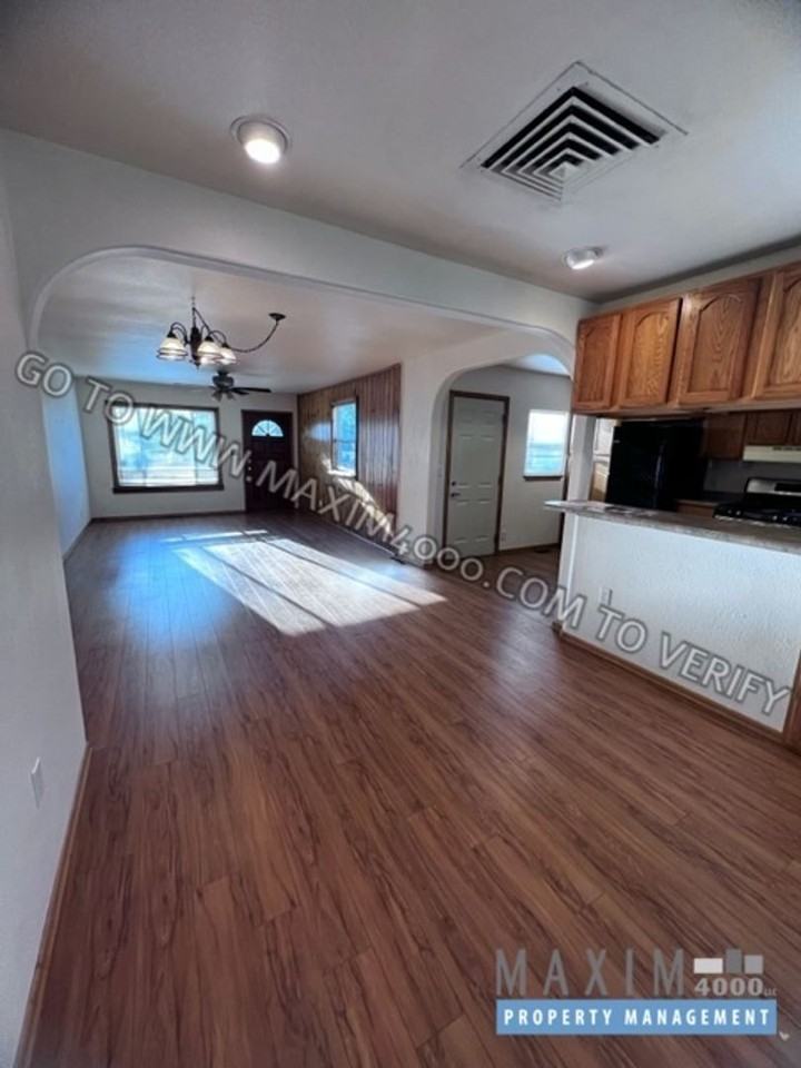 2059 North 26th Street - Photo 3 of 16