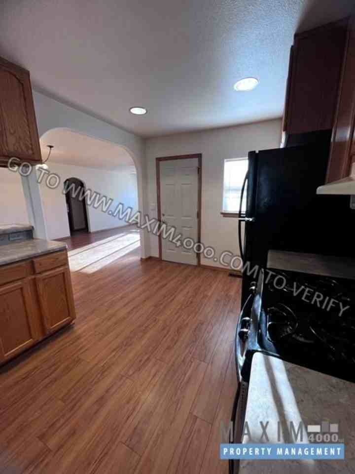 2059 North 26th Street - Photo 5 of 16