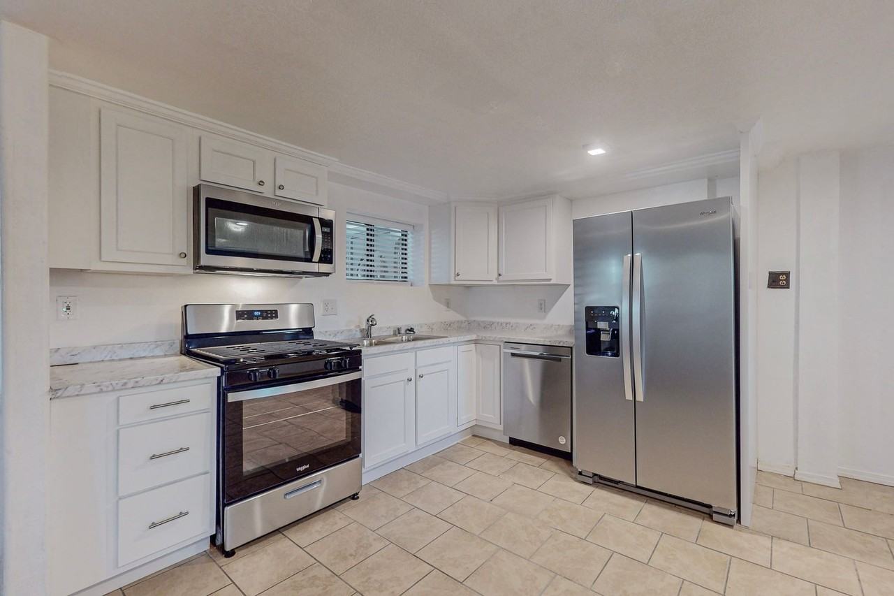 2830 Floral Rd Nw #A - Photo 5 of 48