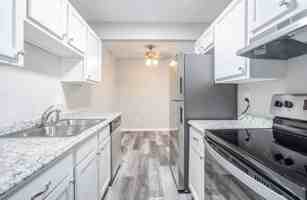 featured image of 1630 Linden Dr