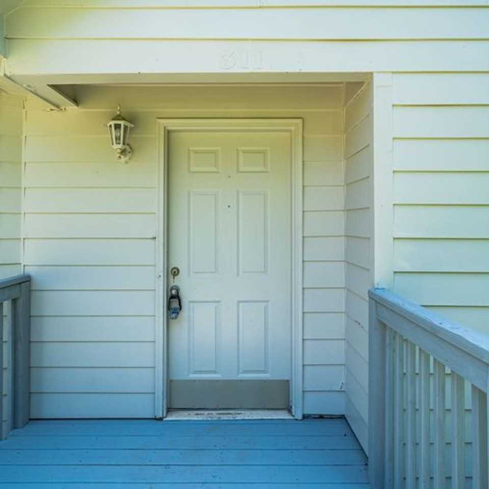 311 7th Street Northwest - Photo 5 of 14