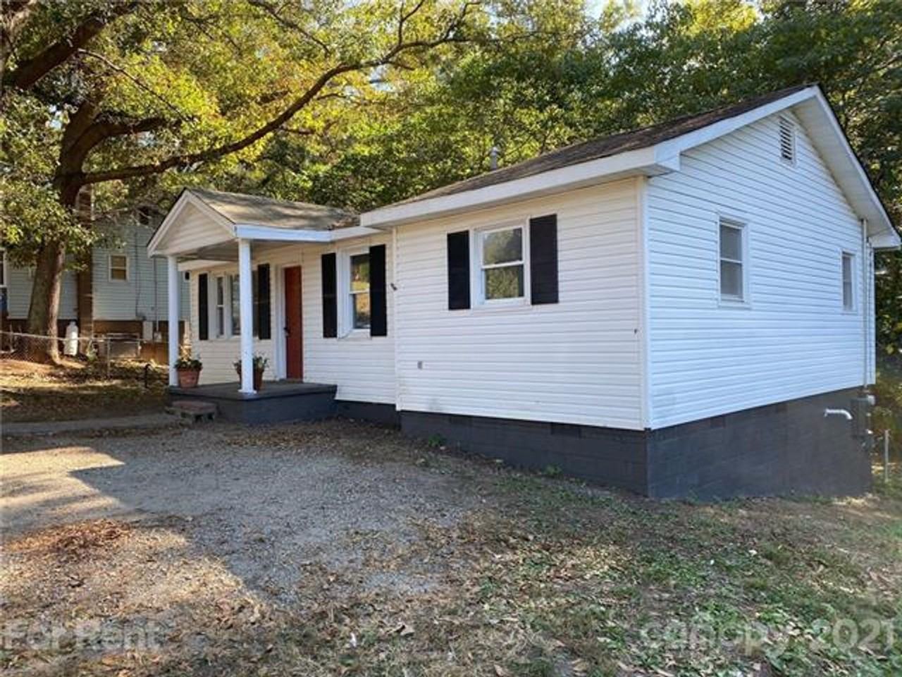 517 W Henry St - Photo 3 of 8