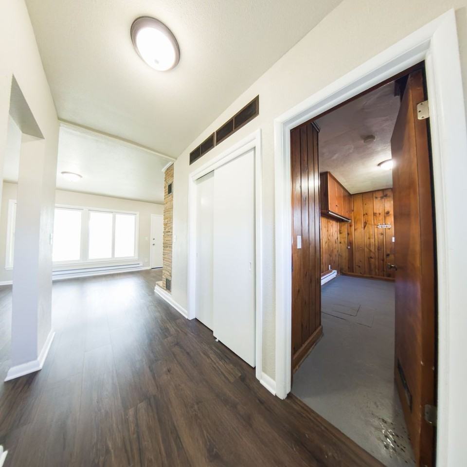 107 Taft St - Photo 3 of 27