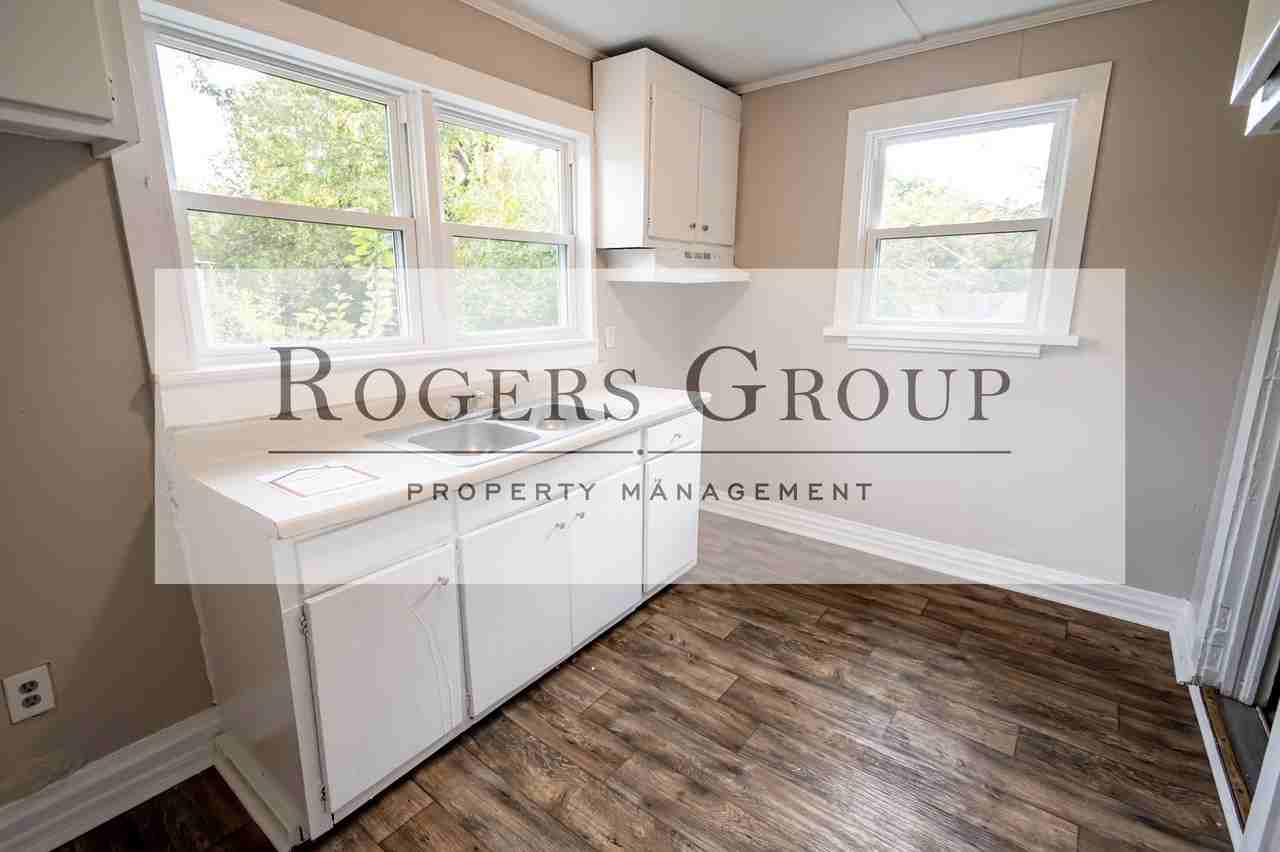 726 E Andrews Ave - Photo 2 of 11