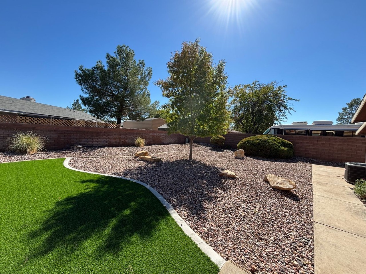 3605 Pomegranate Way - Photo 3 of 42
