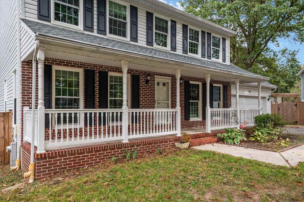 7907 Poplar Grove Rd - Photo 4 of 41