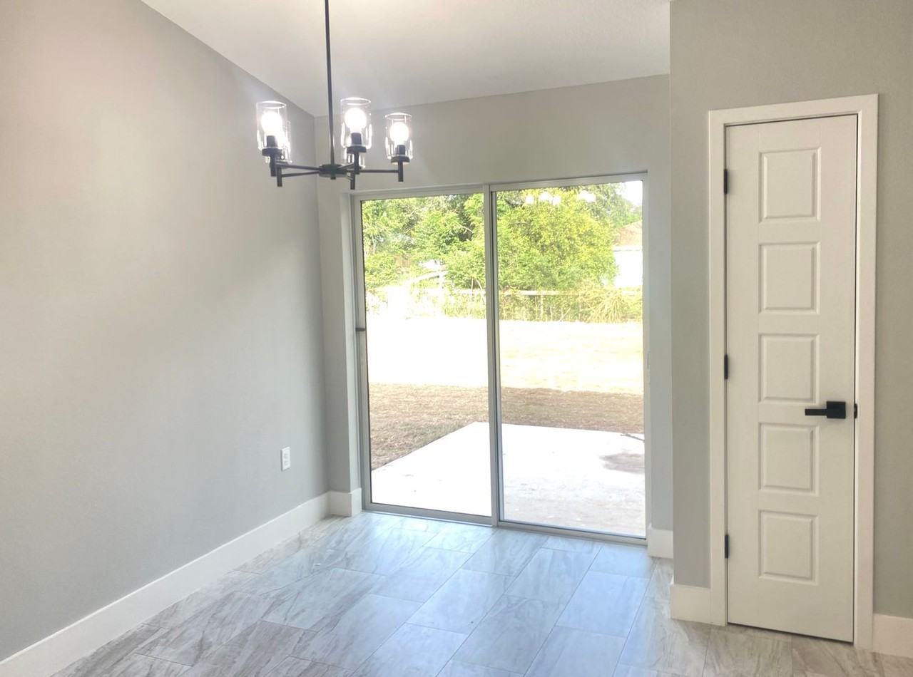 13679 Se 52nd Ct - Photo 6 of 22