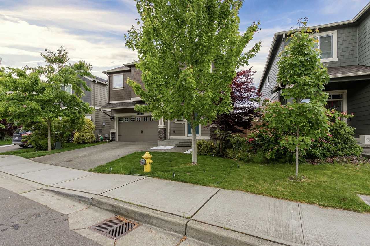 1124 27th St Nw - Photo 2 of 20