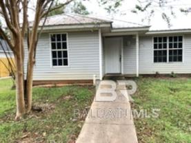 305 W Peachtree Ave - Photo 1 of 1