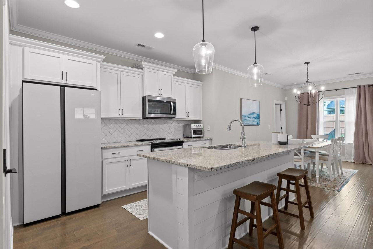 7142 Tailgate Loop - Photo 5 of 39