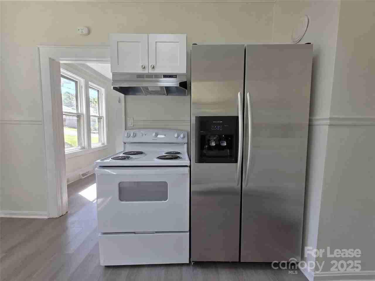 106 Falls Rd - Photo 7 of 19