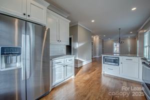 featured image of 307 S Main St