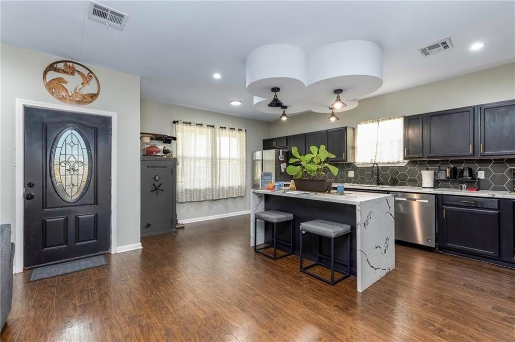 1223 Pailet Ave - Photo 2 of 32