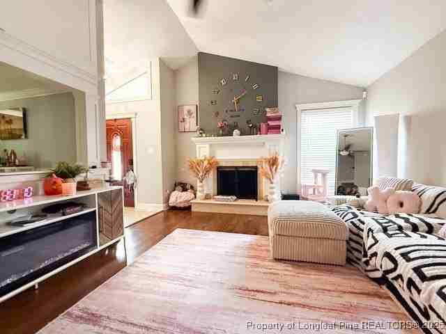 5716 Mcdougal Dr - Photo 4 of 20