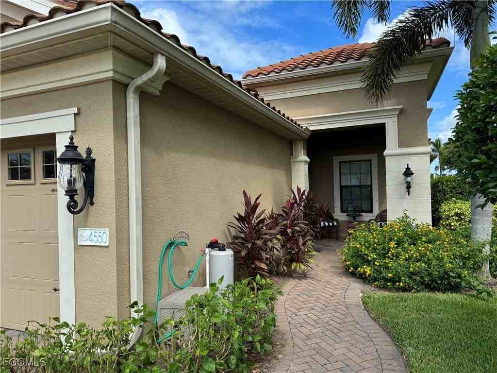 4550 Mystic Blue Way - Photo 2 of 23