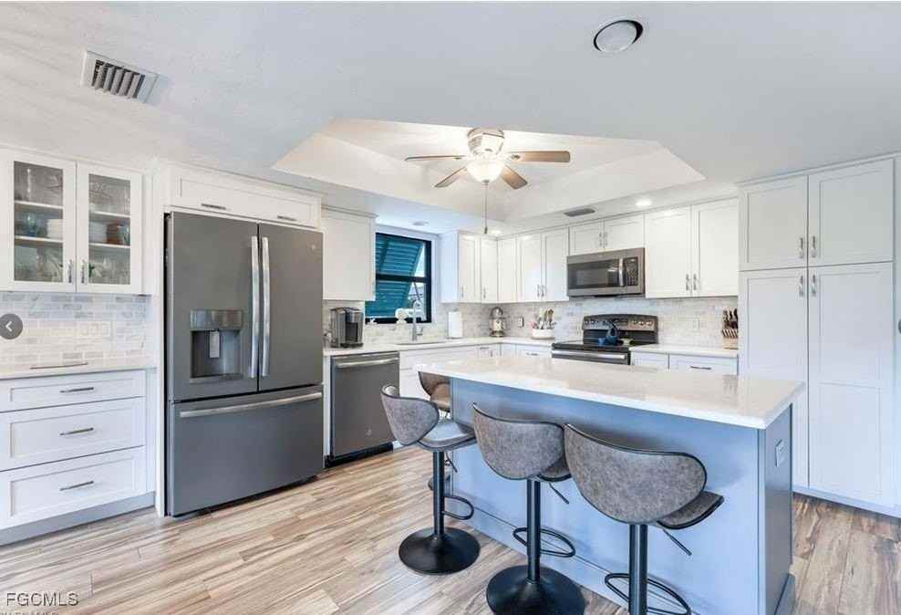 1914 Se 40th Ter Apt 105 #105 - Photo 2 of 14