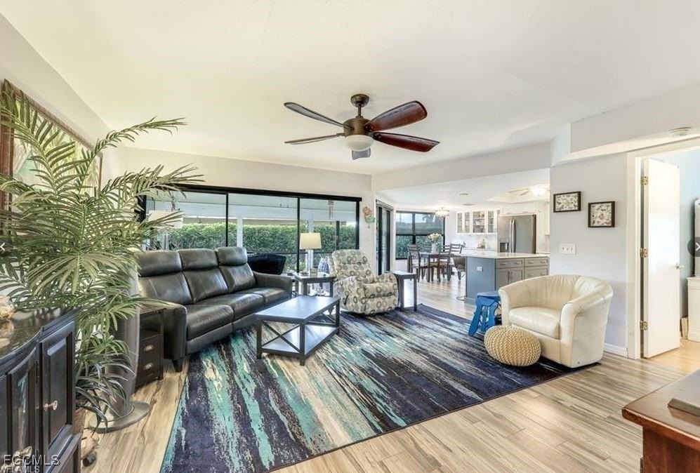 1914 Se 40th Ter Apt 105 #105 - Photo 3 of 14