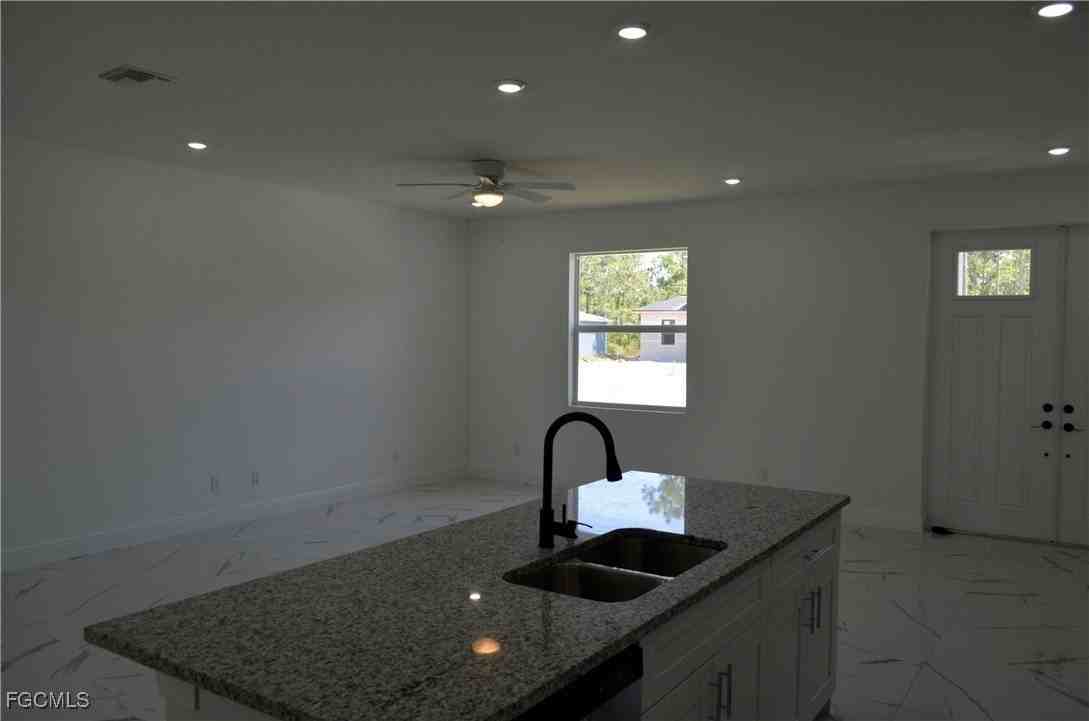 2610 34th Street West - Photo 3 of 14