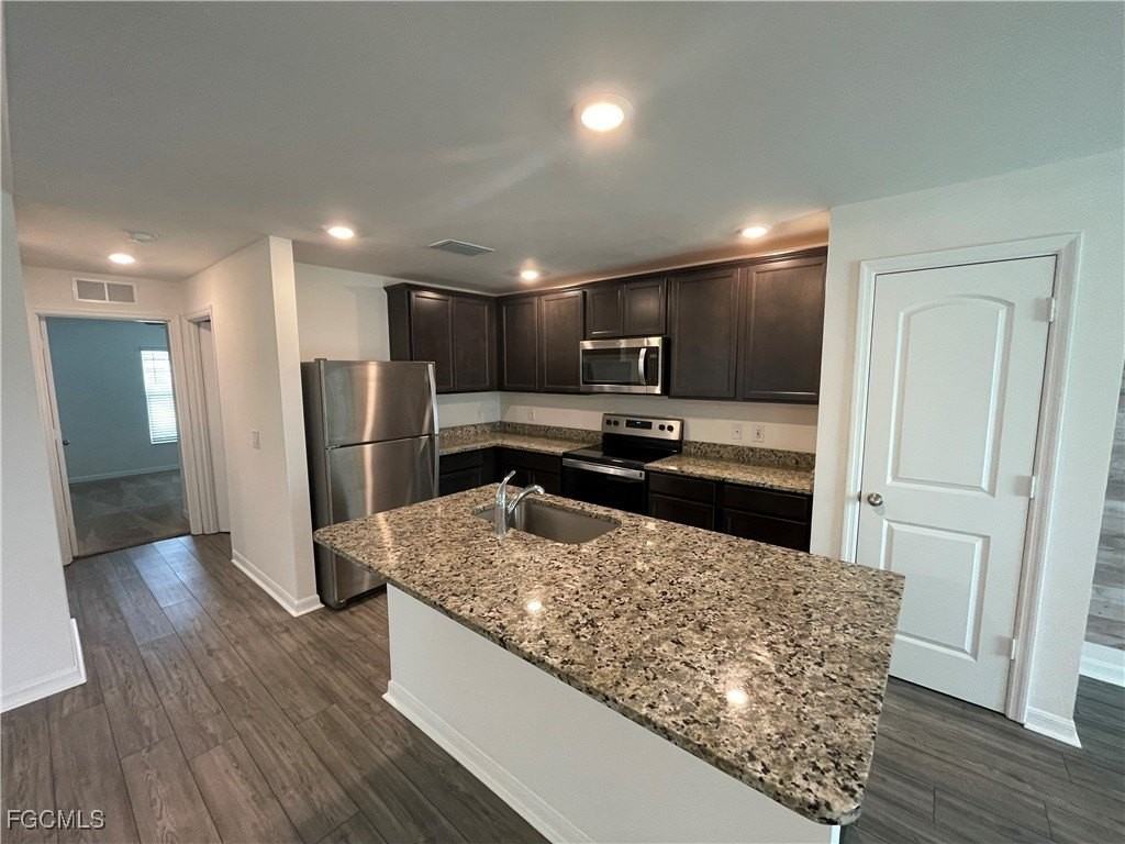 1708 Nw 11th Ter - Photo 6 of 31