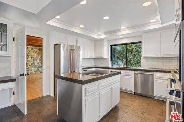 3630 Roberts View Pl - Photo 4 of 8