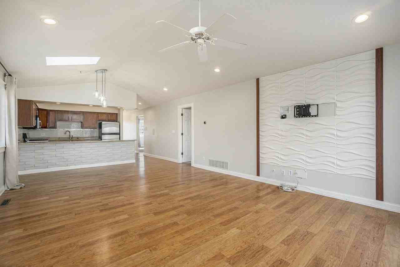 4128 W Centre Ave Apt 307 #307 - Photo 3 of 19