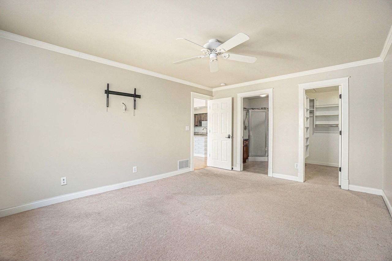 4128 W Centre Ave Apt 307 #307 - Photo 7 of 19