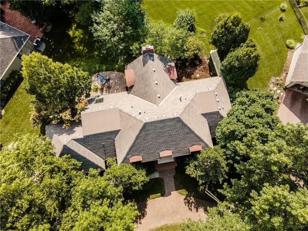 8321 W 102nd St - Photo 3 of 40