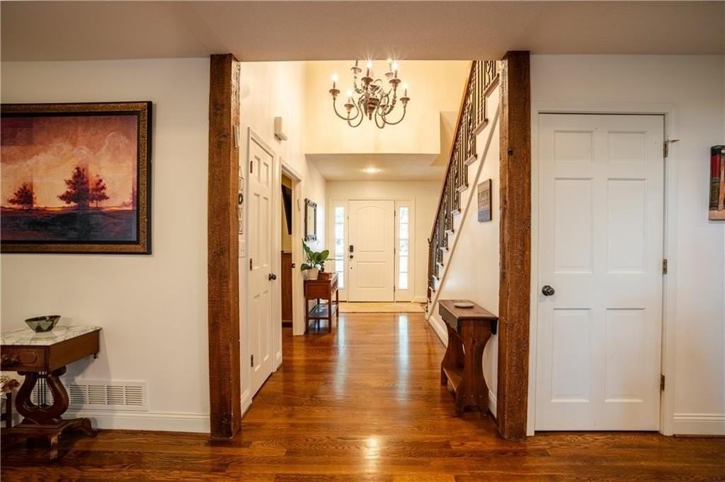 8321 W 102nd St - Photo 4 of 40