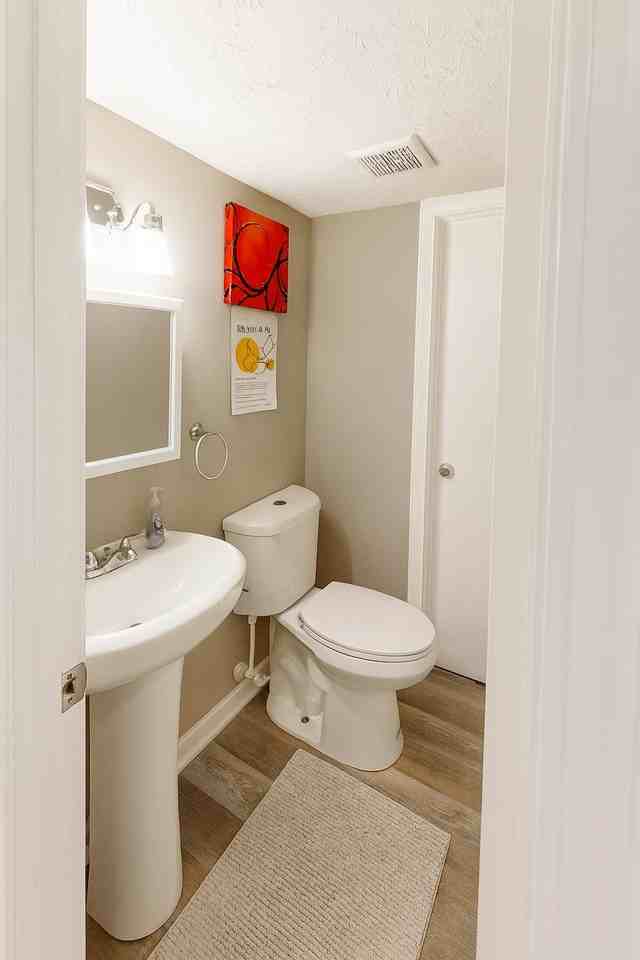 W Rock Ct - Photo 4 of 10