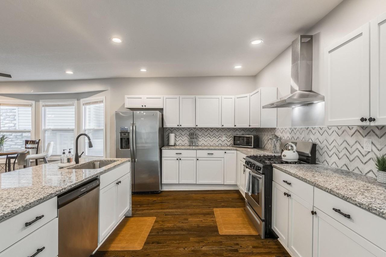 Harrison St - Photo 6 of 9